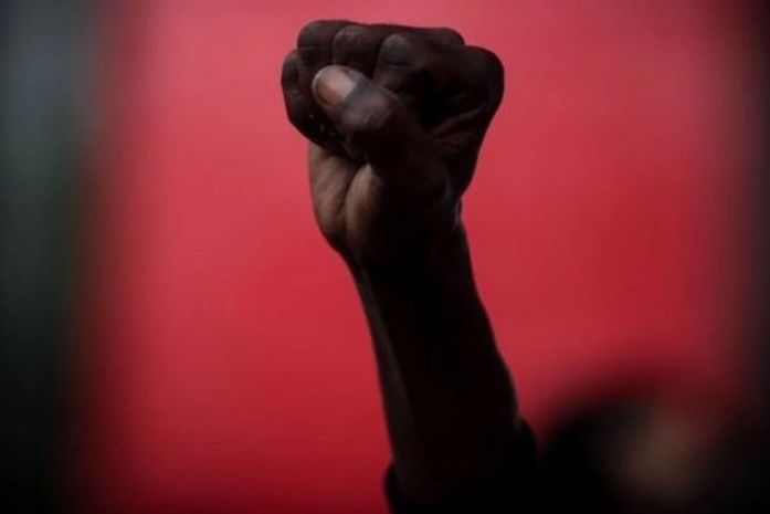 A mesma bala da polícia que feriu Everton, da Vila Emater, em Alagoas, matou Durval Teófilo, no Rio.