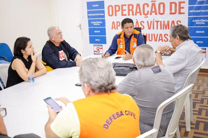 Equipe técnica do Governo do Estado faz visita à barragem do Bálsamo