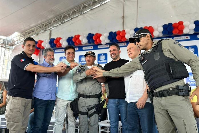 Deputado Galba Novaes participa de entrega de obras em Colônia Leopoldina