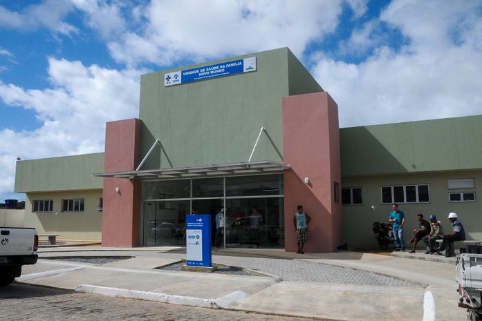 Vidros de Posto de Saúde são quebrados durante a madrugada por vândalos