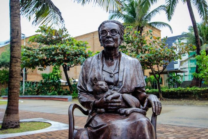Inauguração da escultura de Nise de Silveira.