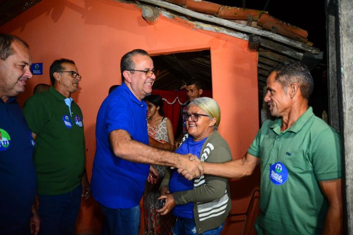 Moradores do Riachão comemoram conquistas e recebem Teófilo Pereira de braços abertos