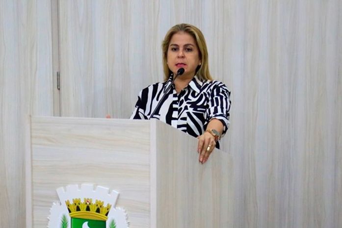 Vereadora Silvânia Barbosa