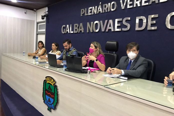 Especialistas criticam comprovante vacinal nas escolas em audiência pública em Maceió