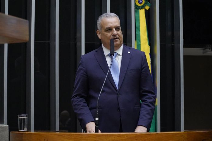 Alfredo Gaspar cobra esclarecimentos do Governo de Alagoas sobre uso indevido de dados de alunos e professores em plataforma de empresa condenada