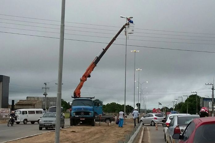 Iluminação da Avenida José Alexandre é restabelecida em Arapiraca