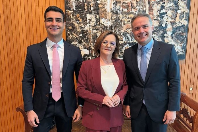 Ao lado de JHC, Renan Filho faz gesto político e parabeniza Marluce Caldas por indicação ao STJ