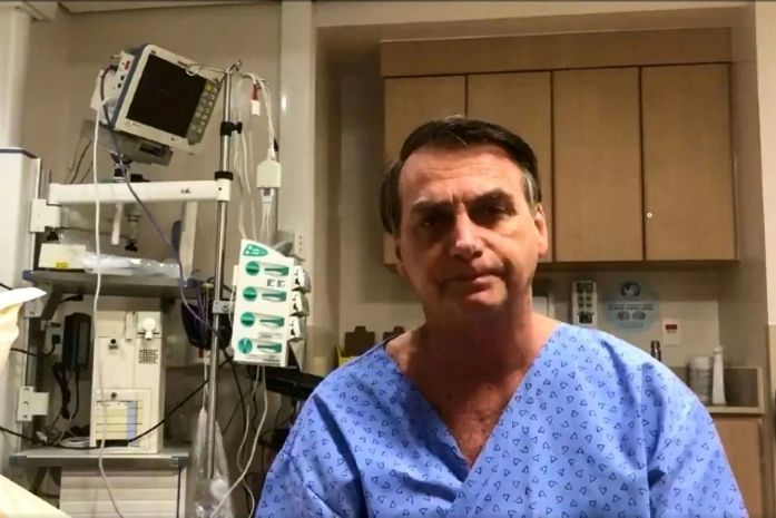 Jair Bolsonaro durante o período em que esteve hospitalizado