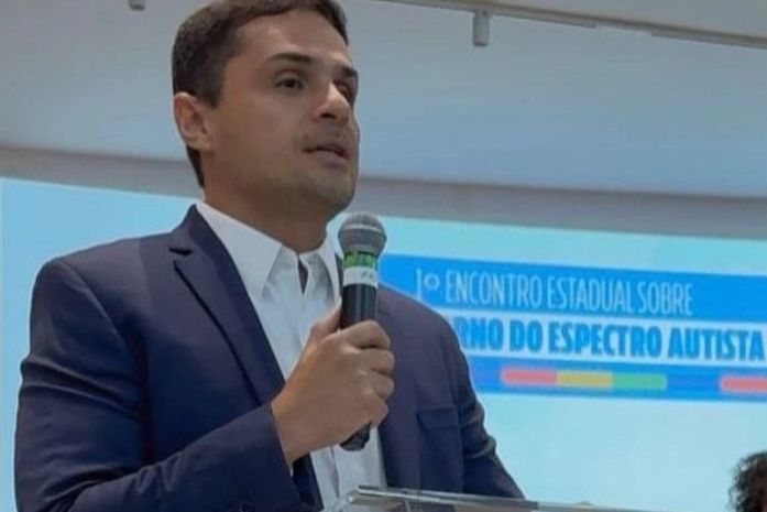 Deputado Alexandre Ayres defende inclusão e apoio às mães atípicas em Encontro Estadual sobre Autismo
