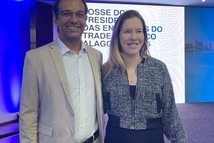 Cibele Moura acompanha posse de lideranças do turismo e defende políticas públicas para o crescimento do setor