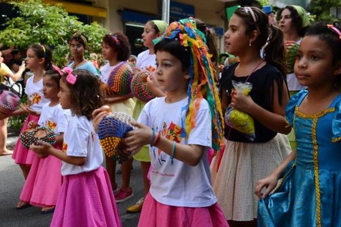 Confira 9 dicas para curtir o carnaval em segurança com as crianças