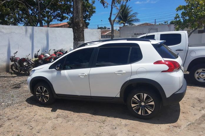 PC recupera carro e investiga quadrilha que furta veículos de locadoras