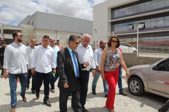 Professora Graça participa de cronograma de inaugurações do prefeito Rogério Teófilo