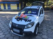 Acusado de tráfico de drogas é flagrado com fuzil e pasta base de cocaína