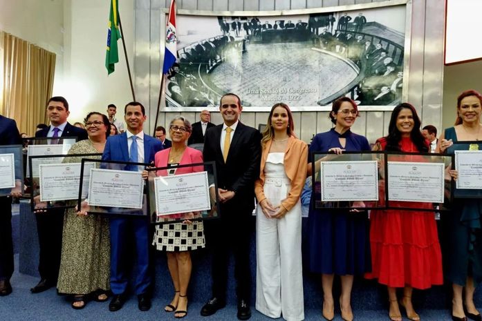 A Comenda de Mérito Legislativo Doutora Fátima Pirauá celebra Nelma Nunes e um monte de profissionais top de linha