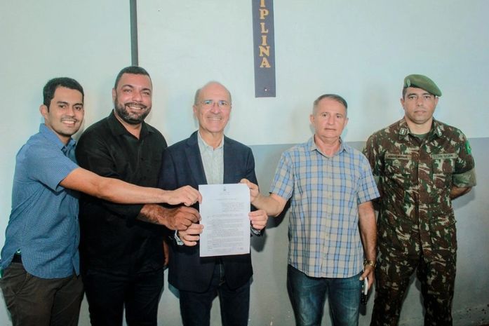 Prefeito Ronaldo Lopes sanciona lei que cria o Programa Bolsa Atirador
