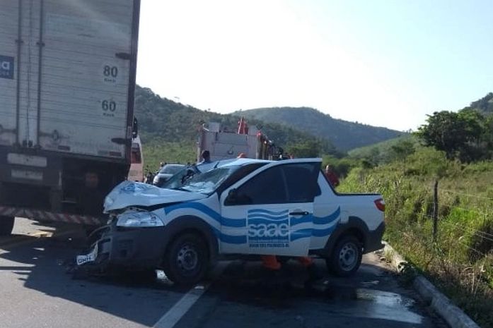 Colisão envolveu moto, carro de passeio e um caminhão, em União dos Palmares.