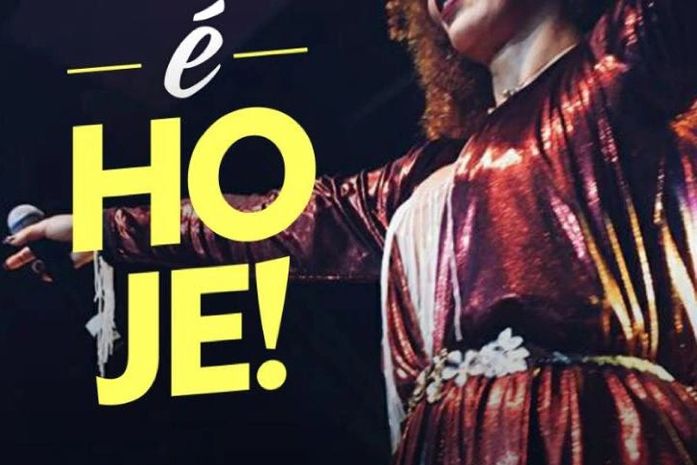 Vanessa da Mata se apresenta hoje (14), em Maceió