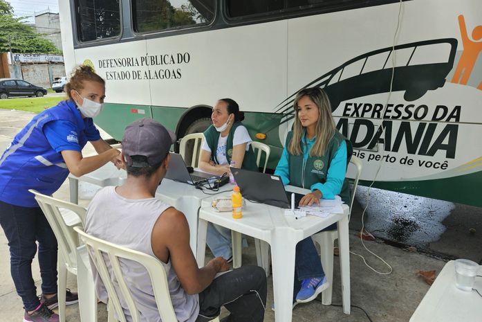 No Centro de Maceió, projeto transforma literatura em ferramenta de cidadania