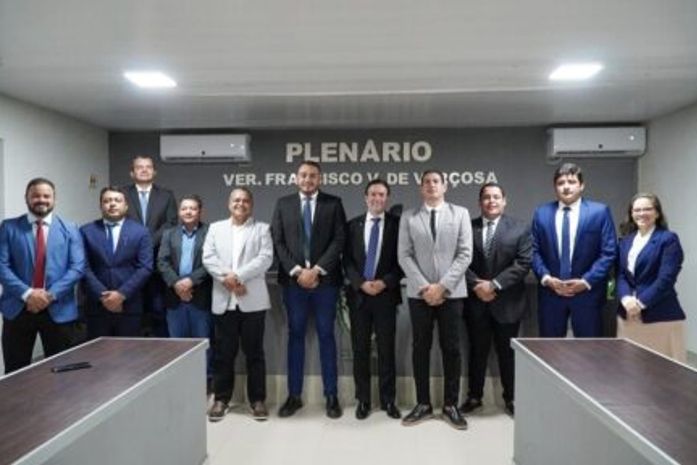 Prefeito Jorge Galvão participa da abertura do ano legislativo na Câmara de Jundiá