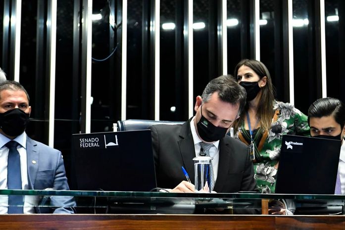 Com as mudanças, posse do presidente da República será dia 5 de janeiro