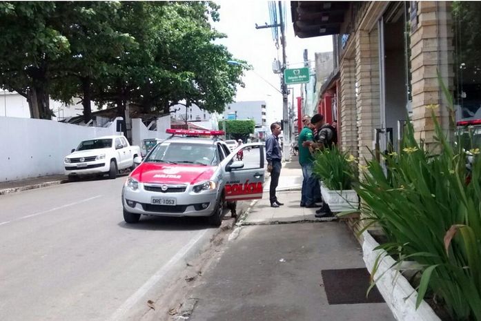 Assalto foi registrado na manhã desta sexta-feira