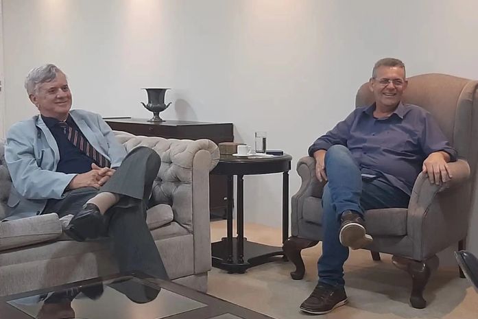 Ex-prefeito de Ibateguara, Geo Cruz é recebido pelo governador Klever Loureiro