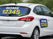 Carros adesivados para campanha em Alagoas podem ter cobertura do seguro afetada; entenda