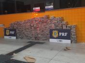 Condutor é preso e quase 600 quilos de cocaína são apreendidos dentro de caminhão; veja vídeo