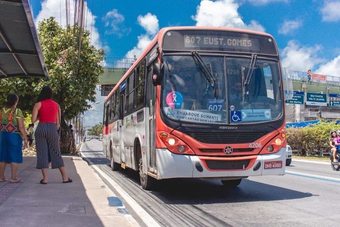 Confira as alterações nas rotas de ônibus com a volta às aulas presenciais na Ufal, na próxima segunda-feira (21)