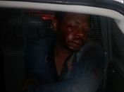 Homem foi agredido por populares após assaltar ônibus