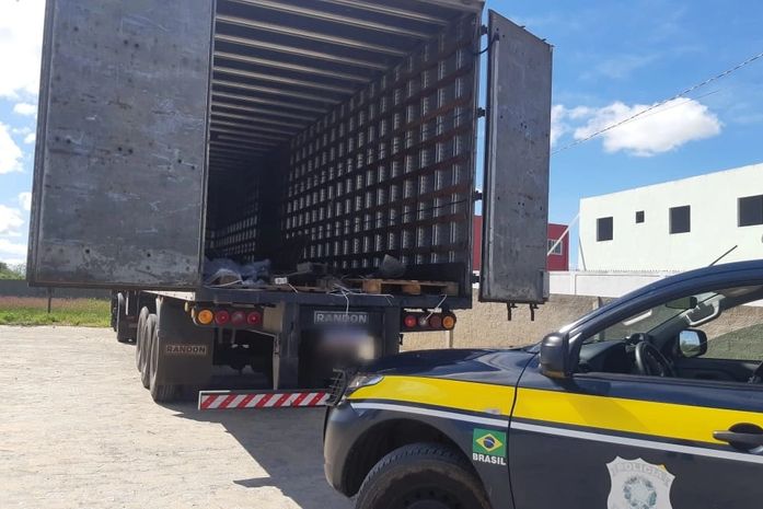 PRF em Alagoas recupera caminhão roubado na BR-423