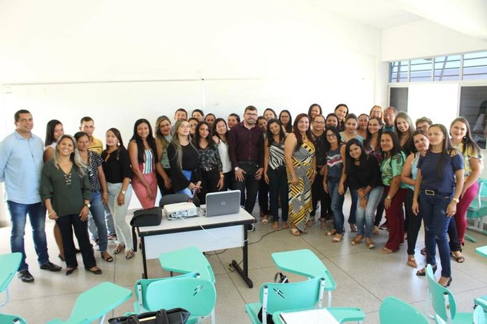 Professores de Santana do Mundaú participam de formação do programa Escola da Terra
