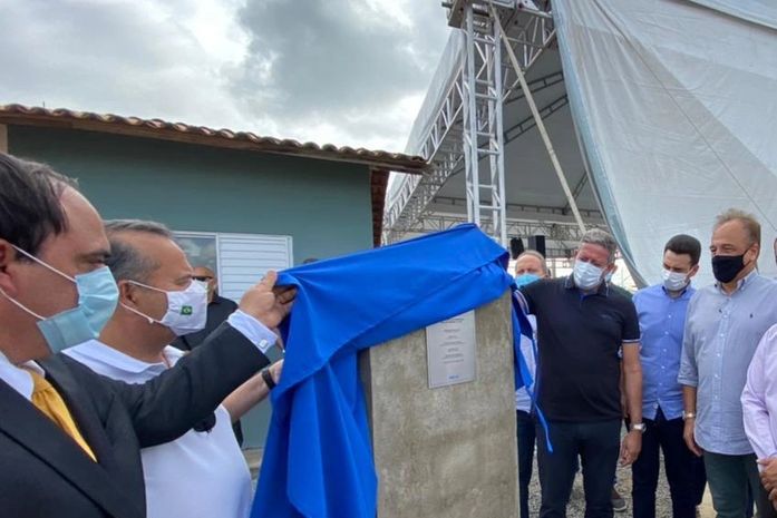 Deputado Galba Novaes participa de entrega de casas no Residencial Adelmo Pereira em Junqueiro