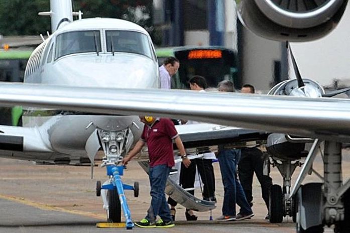 Maluf chega a Brasília para cumprir pena por lavagem de dinheiro