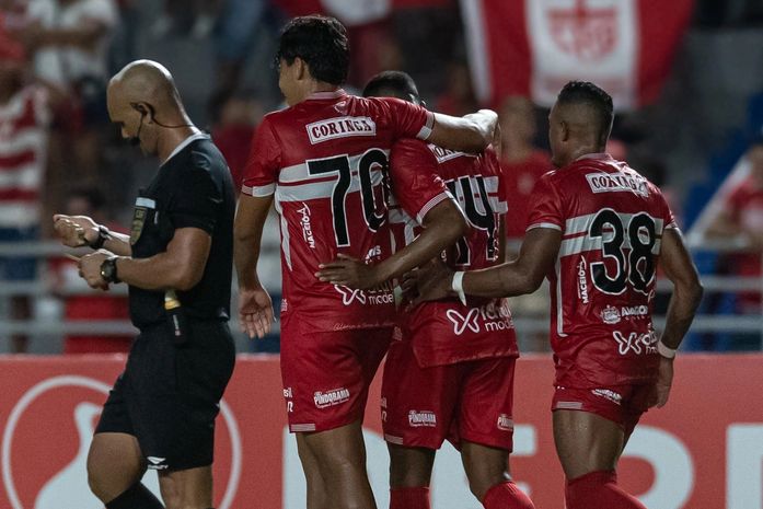 Copa do Nordeste: CRB domina e vence o Sousa-PB no Estádio Rei Pelé