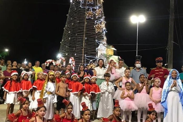 Prefeitura de Branquinha promove encerramento do Natal com distribuições de cestas, inaugurações e apresentações