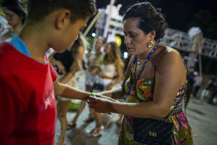Saiba como obter pulseiras de identificação para crianças no Verão Massayó