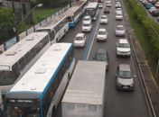 Motoristas protestam na frente do Cepa