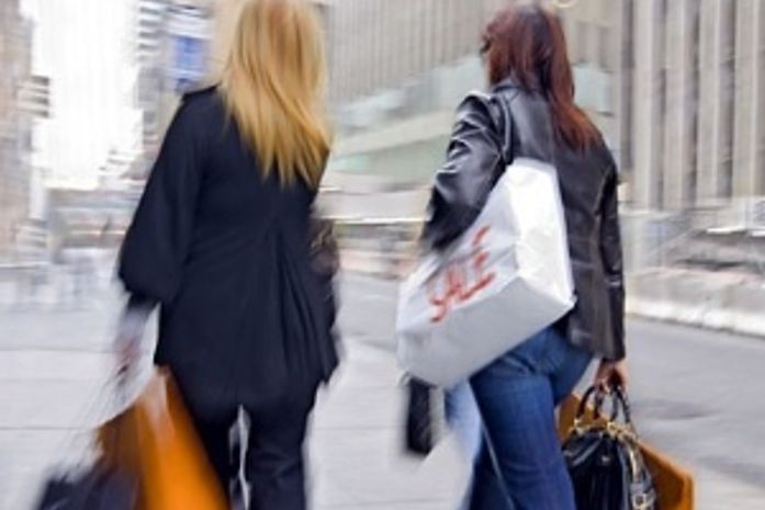 Limite para compras em viagem ao exterior vai subir para US$ 1.000