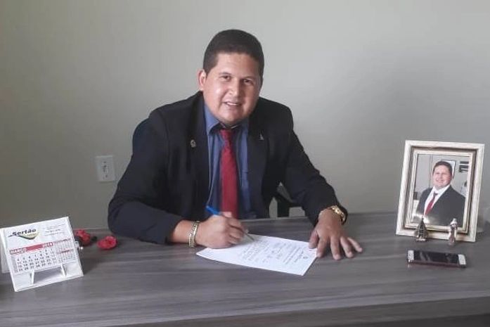 O que leva o vereador José Neto a não se interessar por um projeto que promete alavancar o turismo de sua cidade?