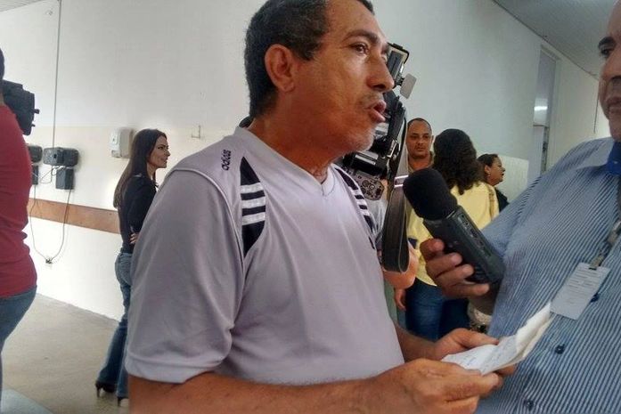 Pai denuncia falta de medicamento na rede pública para tratamento de seu filho 