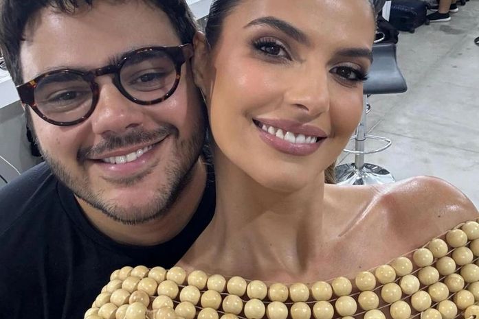 Primeira-dama de Maceió prestigia trabalho de estilista maceioense no São Paulo Fashion Week