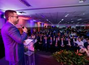 Governador destaca parcerias entre Estado e prefeituras durante Congresso da AMA