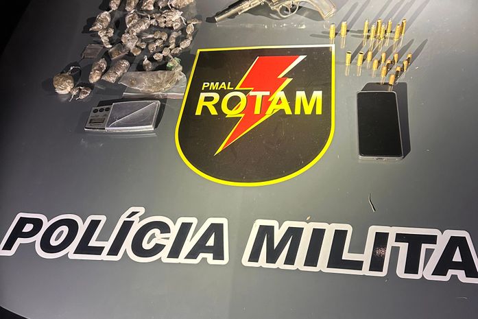 Suspeitos de tráfico são detidos com armas e maconha no interior de Alagoas