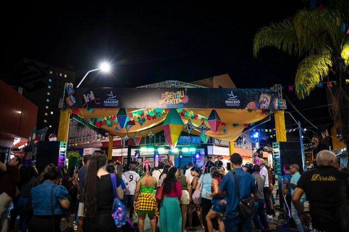Sextou no Centro abre edição junina com música, tradição e participação popular