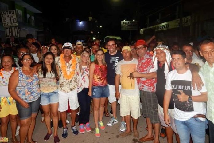 Cícero Cavalcante (chapéu de marinheiro) espera mais um recorde de público agora em 2019