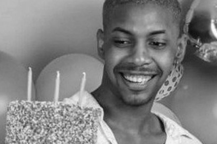 E o Extra pediu desculpas pelo crime de racismo. O racismo, no Brasil é um ato desculpável.