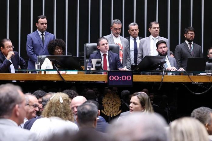 Câmara aprova fim da escala 6x1; saiba como votou a bancada de Alagoas
