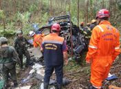 Helicóptero cai em Caieiras, na Grande SP, com quatro pessoas a bordo
